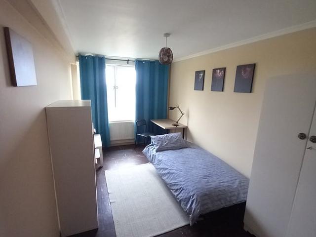 Room for rent in Well Hall, Greater London