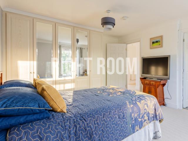 Room for rent in Elmsbrook, Evershot
