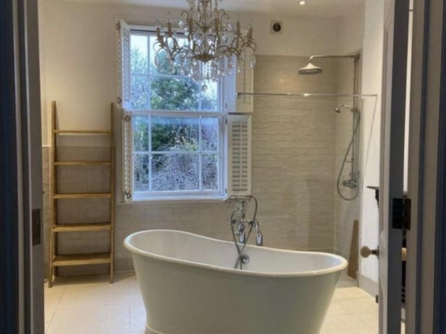 Room for rent in Dalston, Greater London