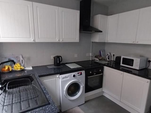 Room for rent in Baswich, Staffordshire