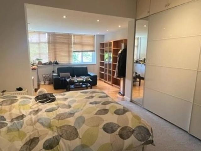 Flat for rent in Whetstone, Greater London