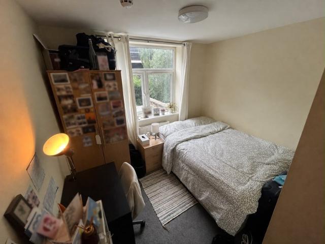 Room for rent in London Borough of Hammersmith and Fulham, Greater London