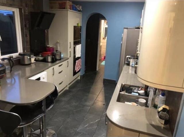 Room for rent in Highams Park, Greater London