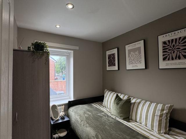 Room for rent in Derker, Pendock