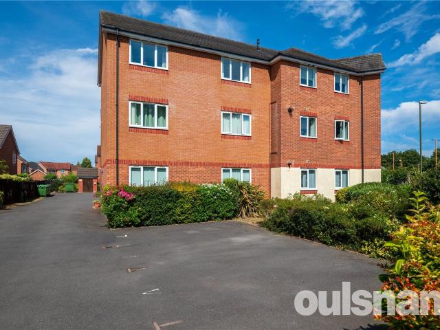 Flat for rent in Stoke Pound, Bromsgrove