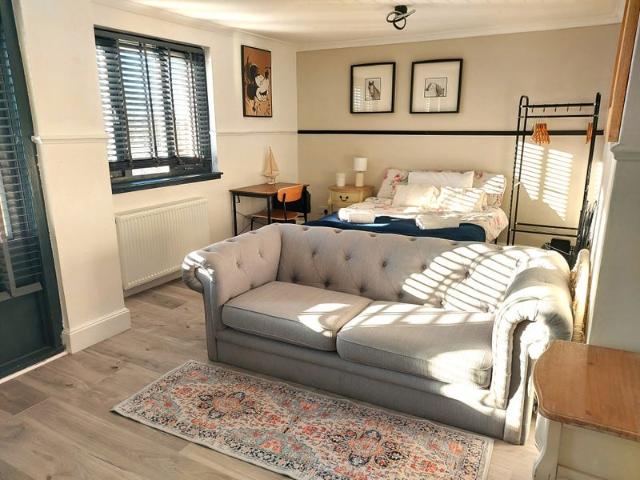 Room for rent in Nerston Industrial East, Nerston
