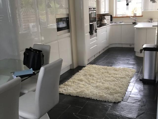 Room for rent in Hayes, Greater London