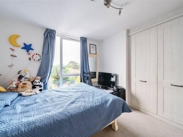 Room for rent in London Borough of Bromley, Greater London