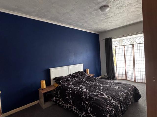 Room for rent in Croftfoot, Glasgow