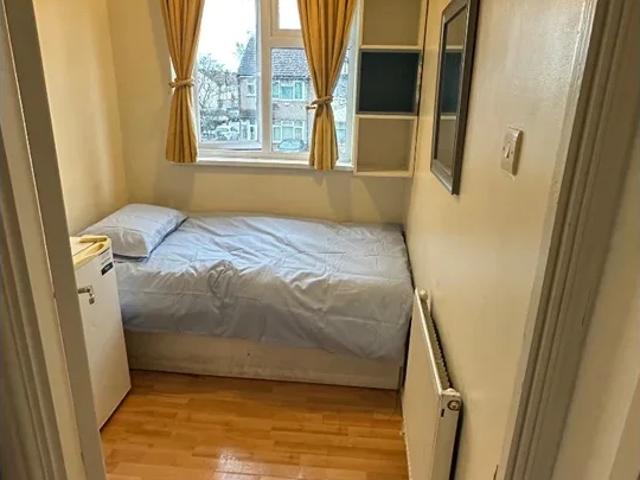 Room for rent in Streatham, Greater London