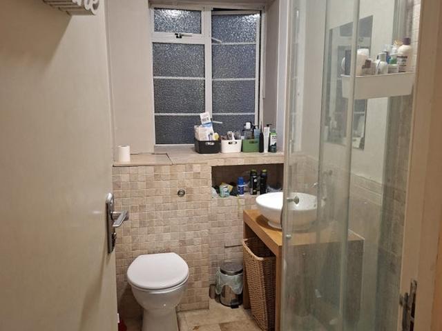 Room for rent in West Kensington, Greater London