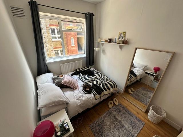 Room for rent in Globe Town, Greater London