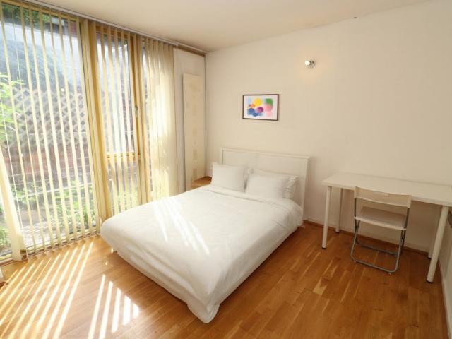 Room for rent in Stepney, Greater London