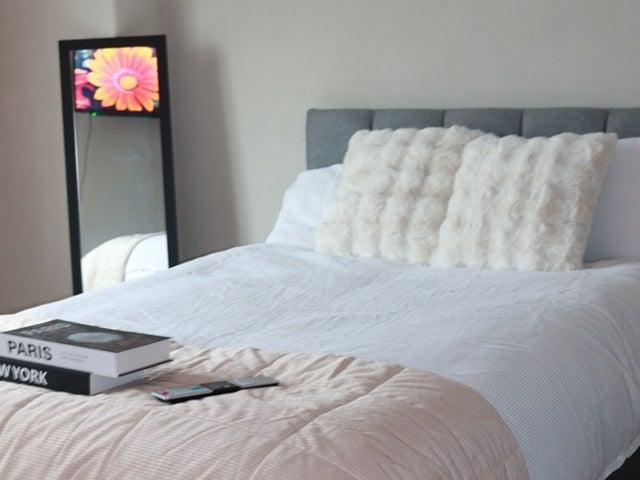 Room for rent in Oak Hill Park, Calderstones