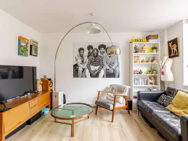 Room for rent in Avebury Estate, Bethnal Green