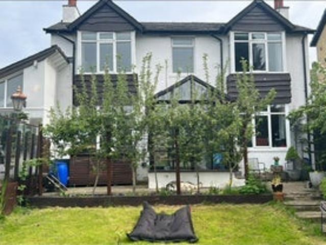 Room for rent in Riddlesden, West Yorkshire