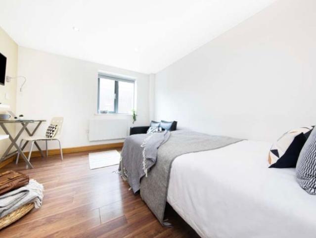 Room for rent in Bede Island, Old Wharf