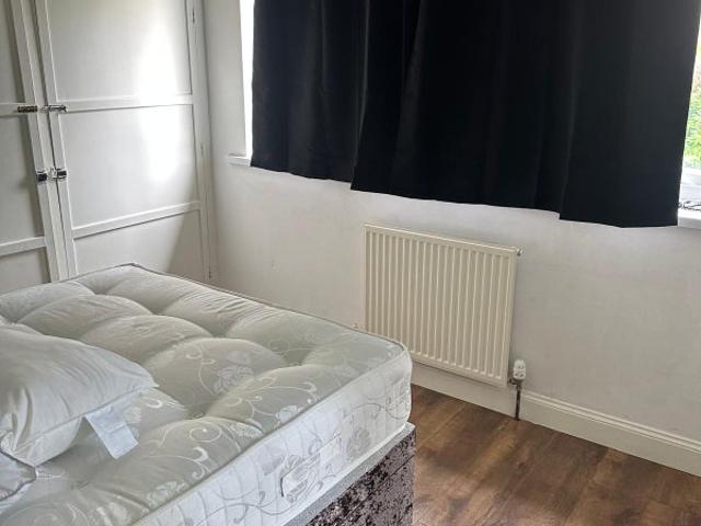 Room for rent in Batley, West Yorkshire