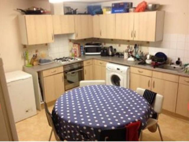 Room for rent in Great Horton, West Yorkshire