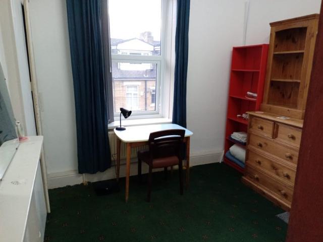 Room for rent in Great Horton, West Yorkshire
