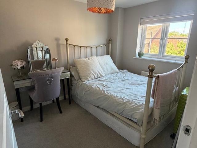 Room for rent in Yate Rocks, Yate
