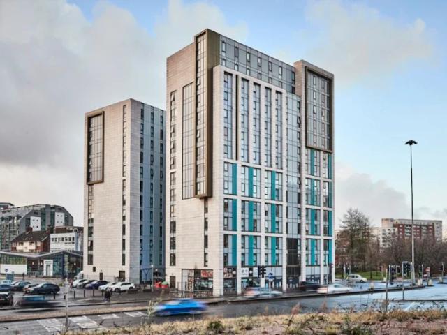 Room for rent in St George's Quarter / Cultural Quarter, Calderstones