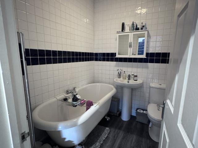 Flat for rent in Hammersmith, Greater London