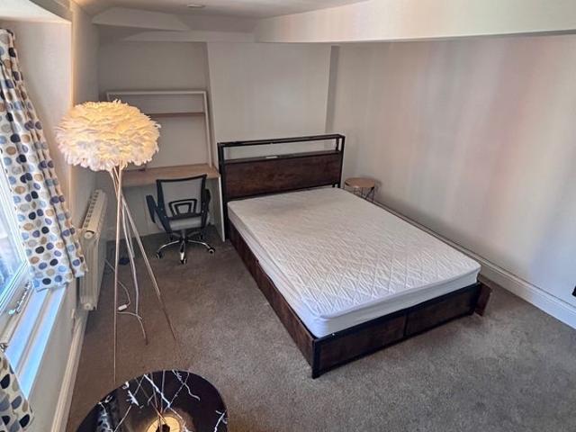 Room for rent in Soho, Greater London