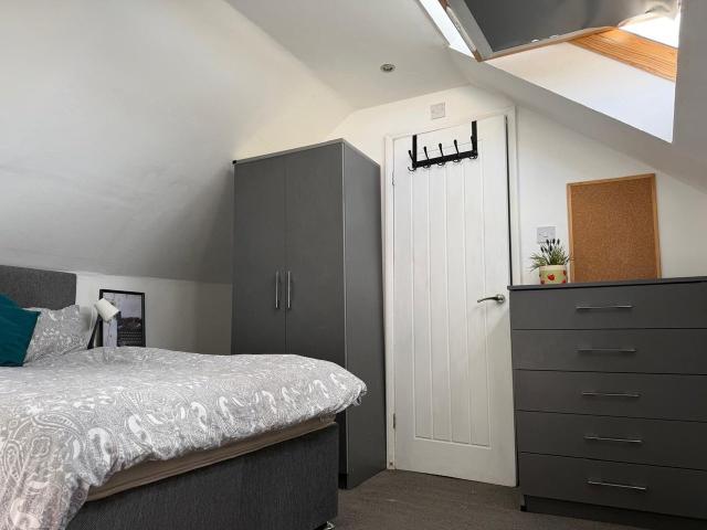 Room for rent in Brompton, Gillingham