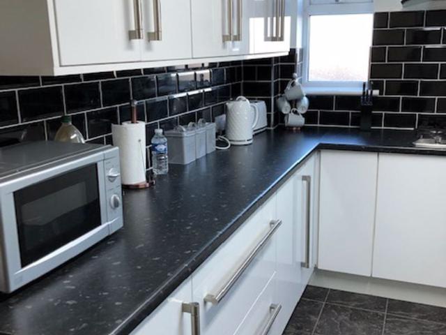 Room for rent in Brownlow Fold, Lee Bank