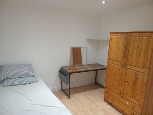 Room for rent in Beckton, Greater London