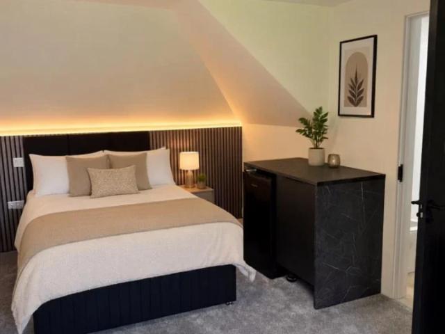 Room for rent in Totteridge, Cressex