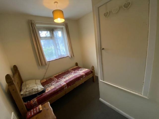 Room for rent in Rowley Village, West Midlands