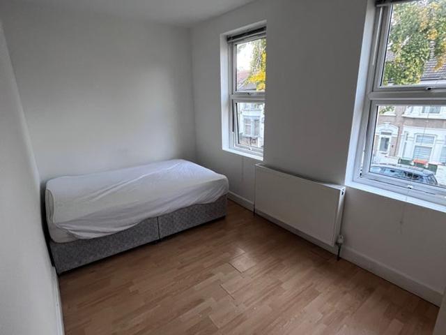 Room for rent in London Borough of Newham, Greater London