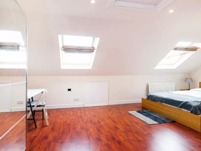 Flat for rent in London Borough of Wandsworth, Greater London