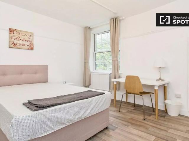 Flat for rent in London Borough of Wandsworth, Greater London