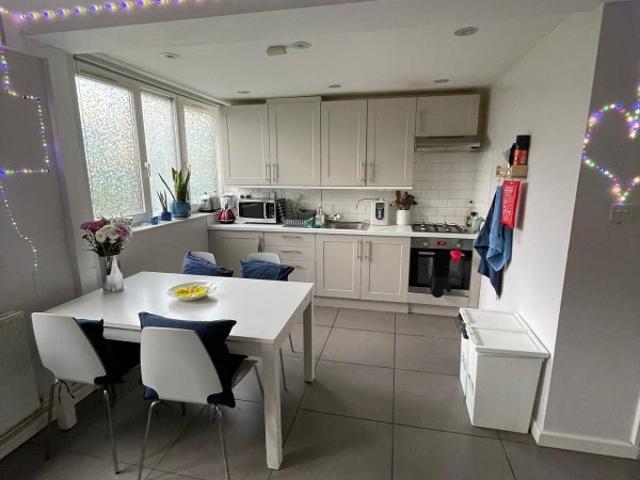 Room for rent in Haggerston, Greater London