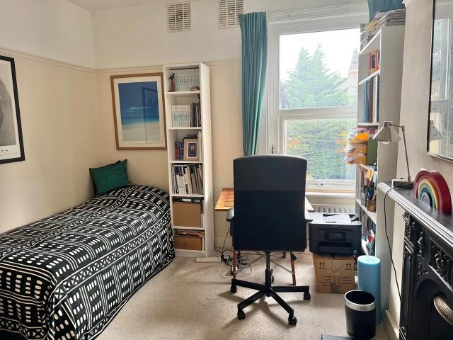 Room for rent in Harlesden, Greater London