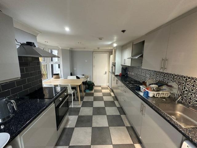 Room for rent in Harringay, Greater London