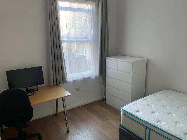 Room for rent in Harringay, Greater London