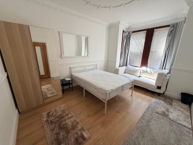 Room for rent in Leytonstone, Greater London