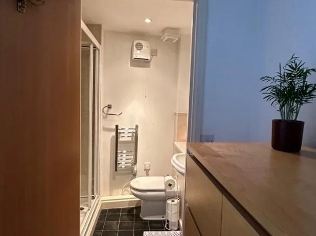 Room for rent in Purfleet, Essex
