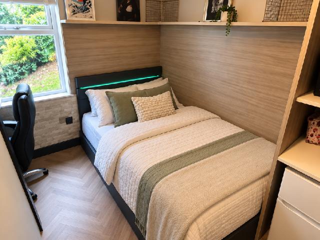 Room for rent in Gledhow Park, Leeds
