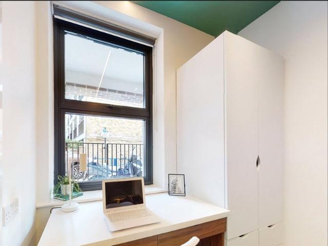 Room for rent in Kensal Town, Greater London