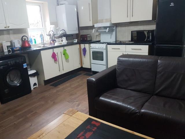 Room for rent in Blackamoor, Guide