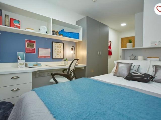 Room for rent in Calton, Scotland
