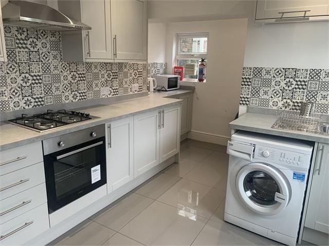 Room for rent in Nangreaves, Wales