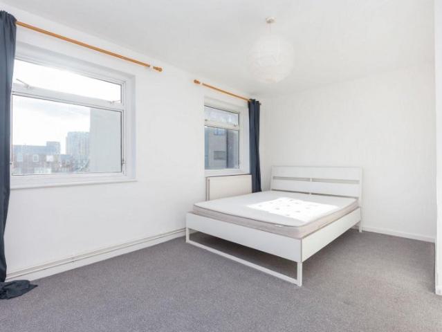 Room for rent in Dalston, Greater London