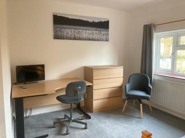 Room for rent in Denham, Gerrards Cross and Chalfonts Community Board, Jordans