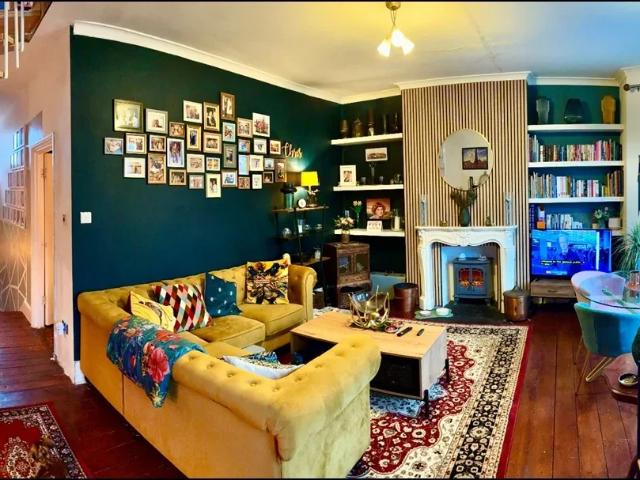 Room for rent in Charlton Riverside, Greater London